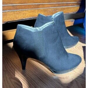 Bandolino Miku Ankle Boots Women’s Size 10M Black Kitten Heels With Side‎ Zip